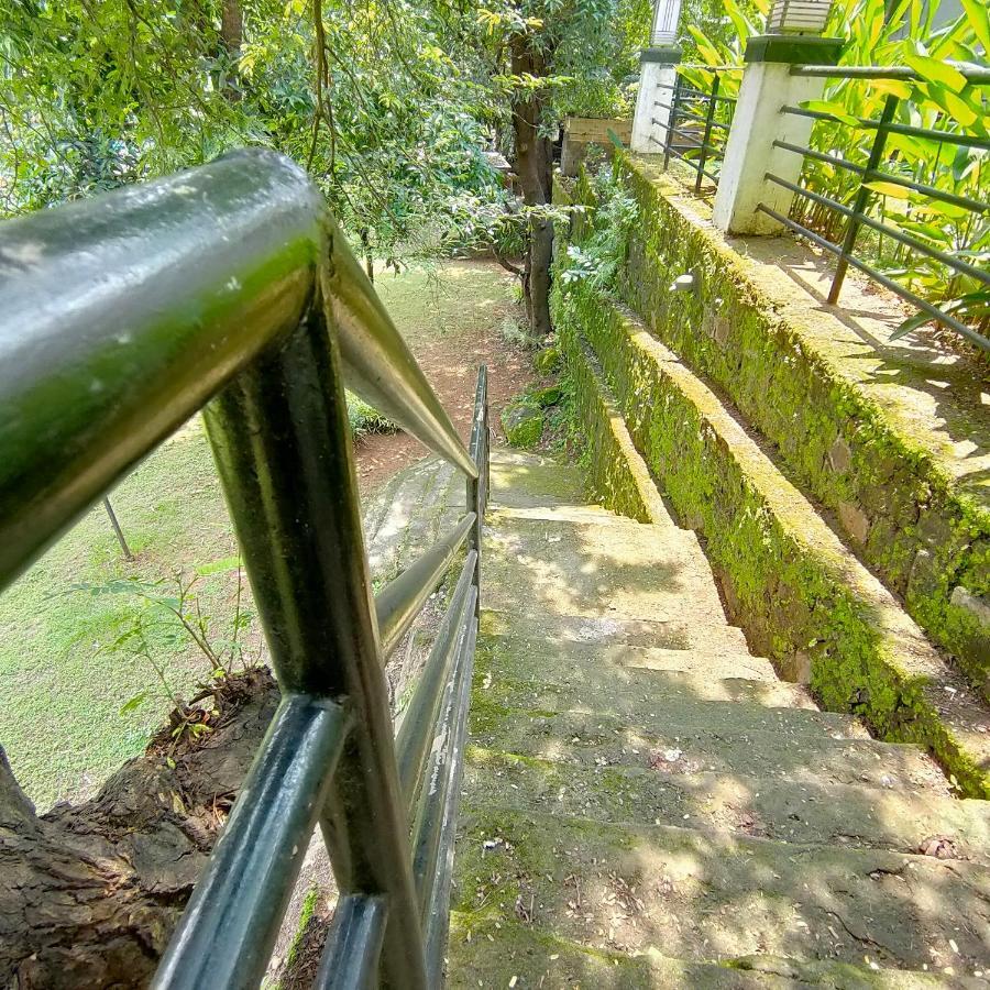 Silverador Resort Thane Luaran gambar