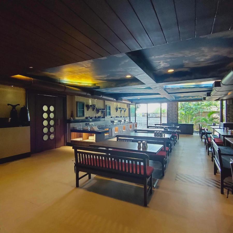 Silverador Resort Thane Luaran gambar