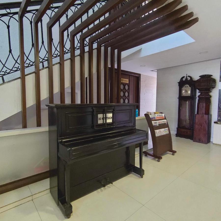 Silverador Resort Thane Luaran gambar