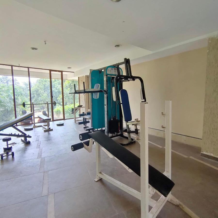 Silverador Resort Thane Luaran gambar