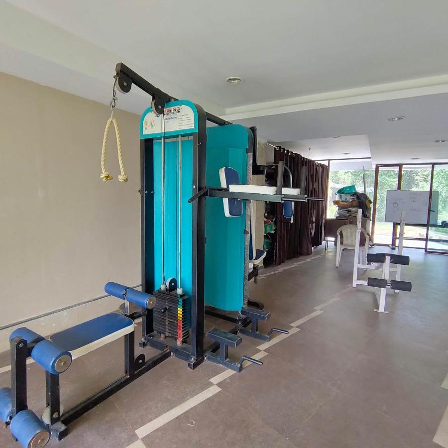 Silverador Resort Thane Luaran gambar