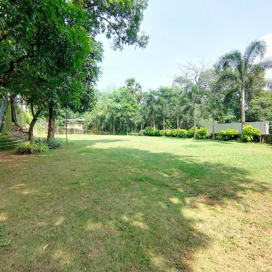 Silverador Resort Thane Luaran gambar