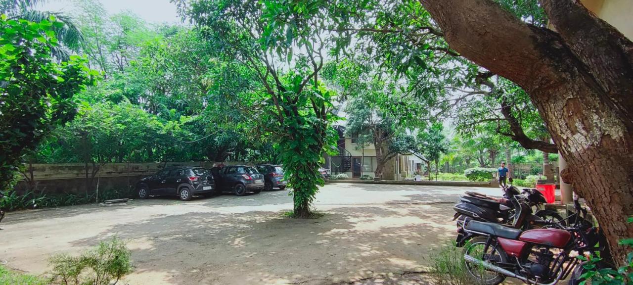 Silverador Resort Thane Luaran gambar